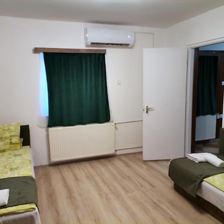 Bed and Breakfast Nagy-Magyarorszag Park Isztimér Exteriér fotografie
