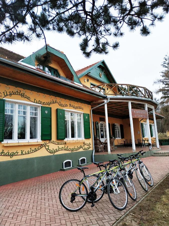 Bed and Breakfast Nagy-Magyarorszag Park Isztimér Exteriér fotografie